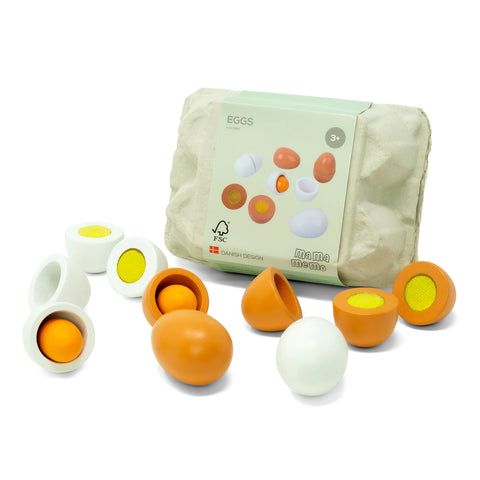 EGGS IN TRAY